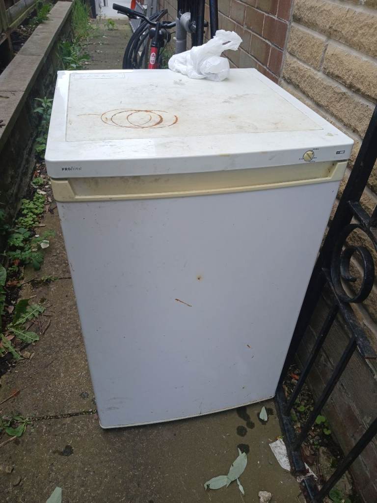 Freezer undercounter 