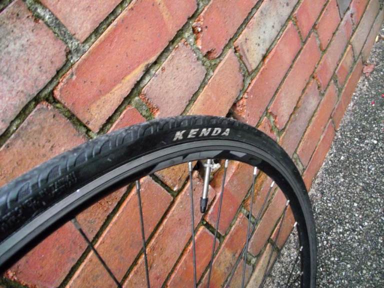 CARRERA ZELOS Road Bike FOR SALE. (54cm).CLEAN CONDITION..(FULLY SERVICED)