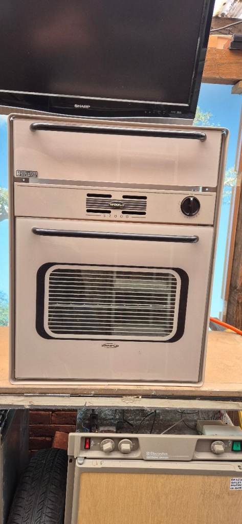 SPINFLO S2000 gas oven for camper caravan motorhome boat.