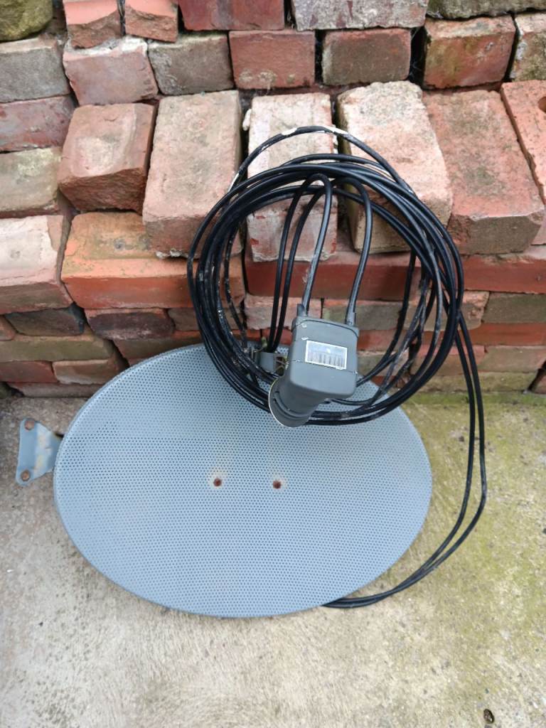 Satellite dish J4S.