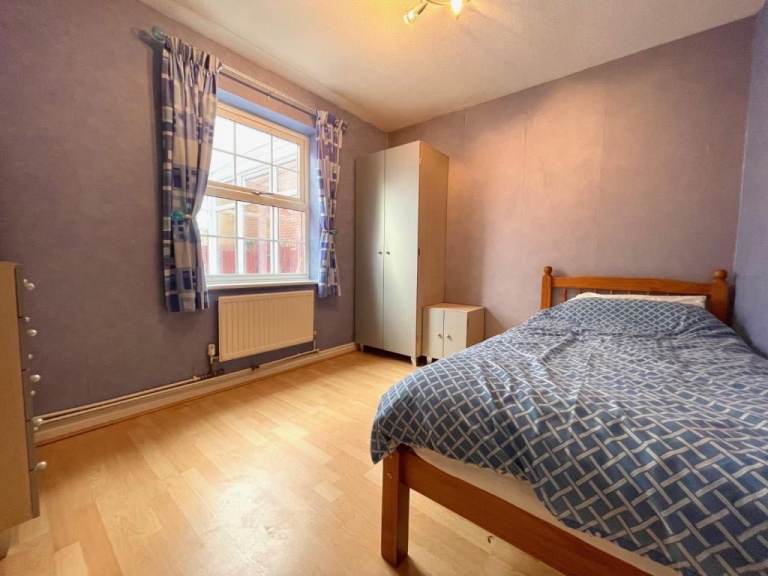 Room to let for single person only!!!!