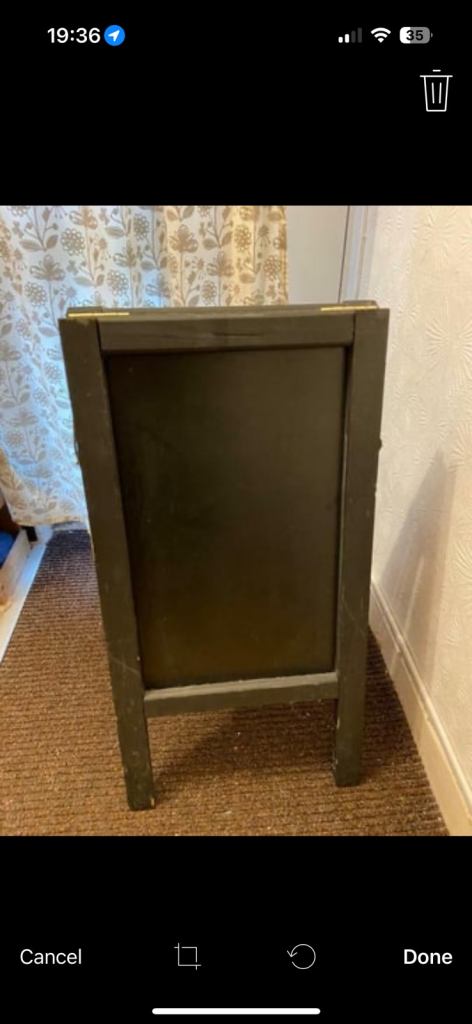 Menu / notice display board 