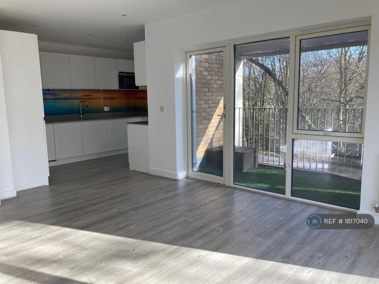 2 bedroom flat in Sireen Apartments, London, E3 (2 bed) (#1817040)