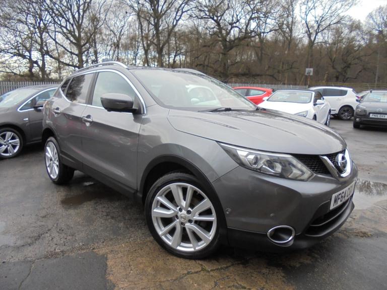 2014 Nissan Qashqai 1.2 DiG-T Tekna 5dr HATCHBACK Petrol Manual