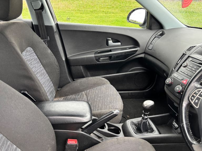 Kia, CEED, Hatchback, 2007, Manual, 1582 (cc), 5 doors