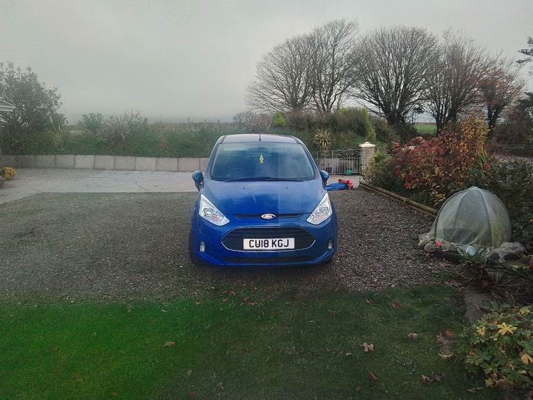 Ford B-Max 2018 1.5 diesel. 