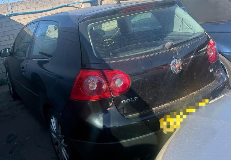 Breaking spare parts ford vw golf mk5 black