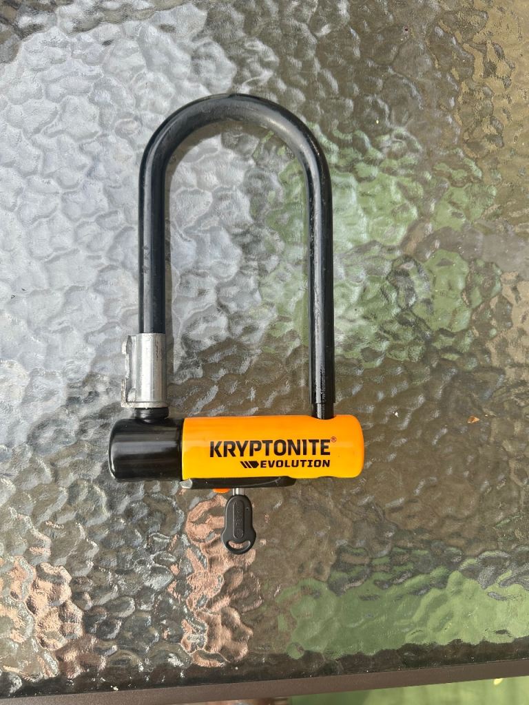 Kryptonite Evolution D-Lock with Key – Good Condition