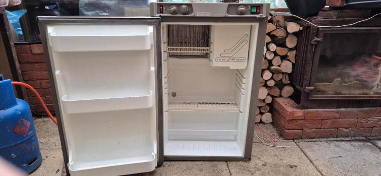 ELECTROLUX RM4237 3way fridge freezer for caravan motorhome camper boat.