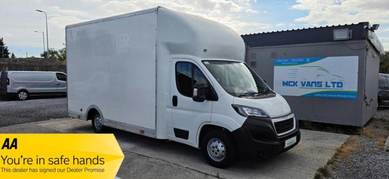 2020 Peugeot Boxer 2.2 BlueHDi Chassis Cab 165ps Plus CHASSIS CAB DIESEL Manual