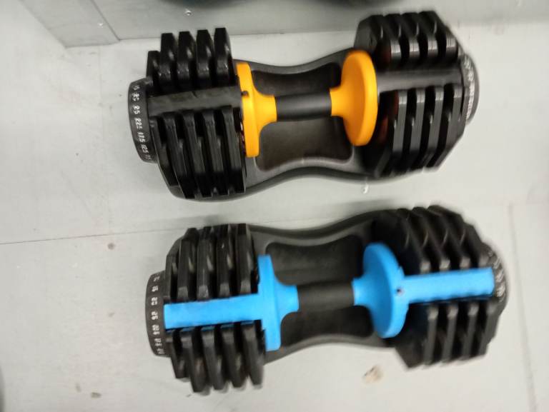 Adjustable dumbbells 2.5-25kg each