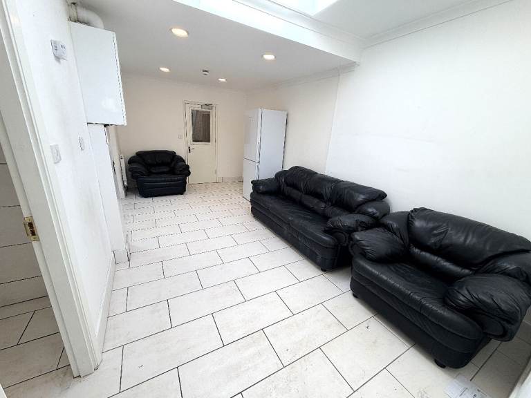 HMO Licenced C3B applied spacious all brand new 7 double bedrooms House- Upton Park- 