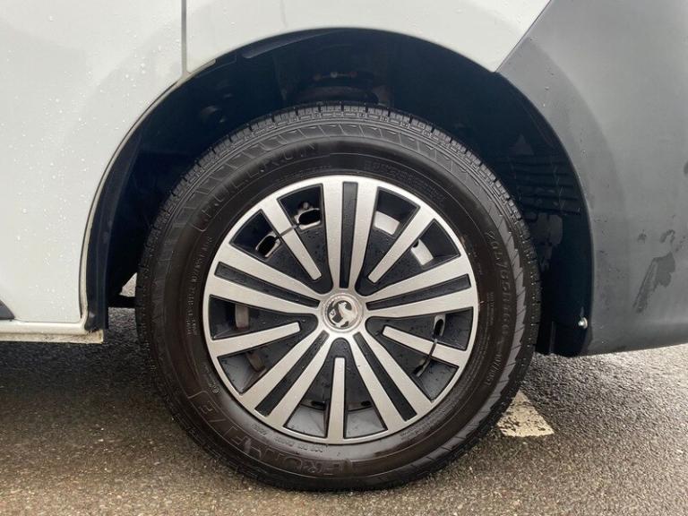 2017 Vauxhall Vivaro 2900 1.6CDTI 120PS H1 Van PANEL VAN DIESEL Manual