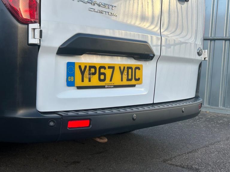 2017 Ford Transit Custom 310 TREND LR P/V 1 OWNER FROM NEW AIR CON REAR CAMERA Panel Van Diesel M...