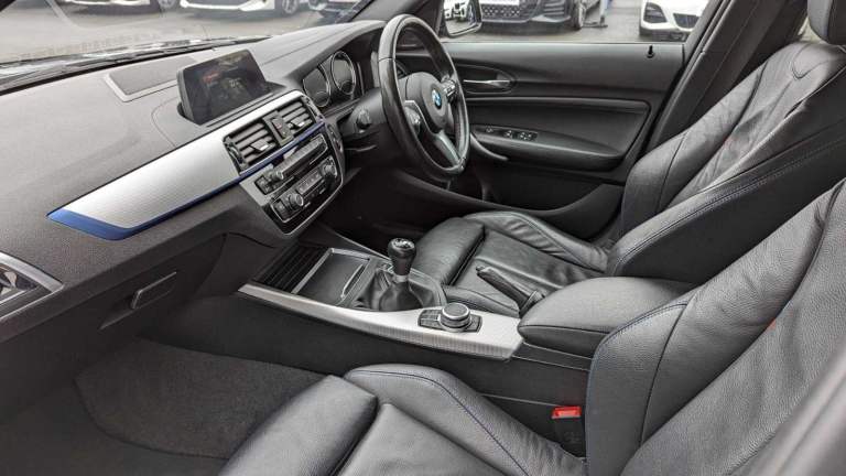 BMW 1 Series 1.5 118i GPF M Sport Shadow Edition