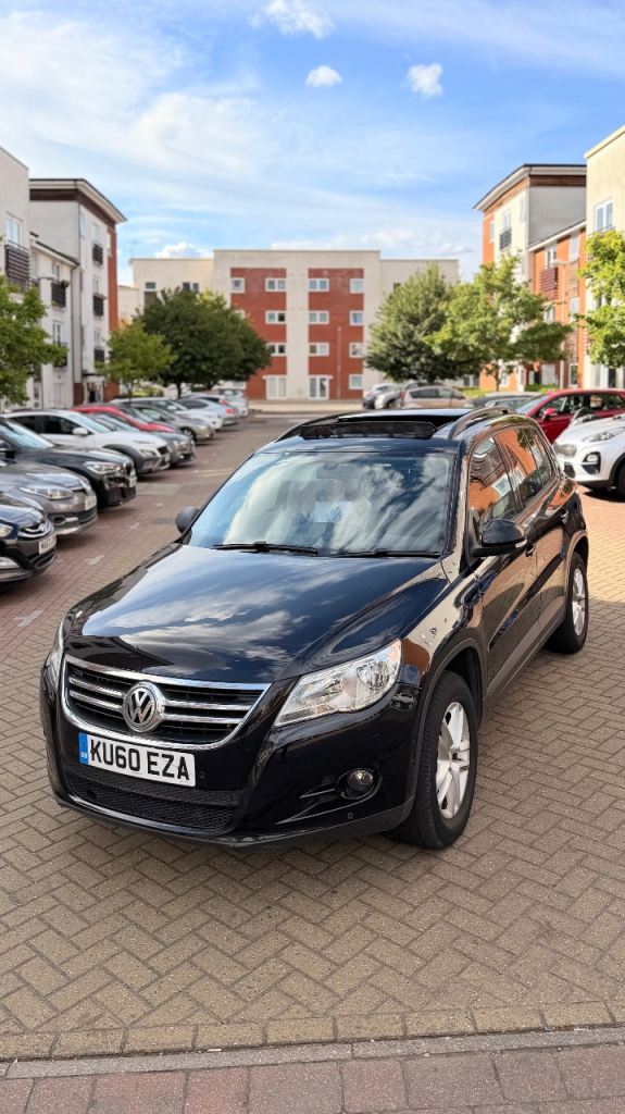 Volkswagen, TIGUAN, Estate, 2010, Manual, 1968 (cc), 5 doors