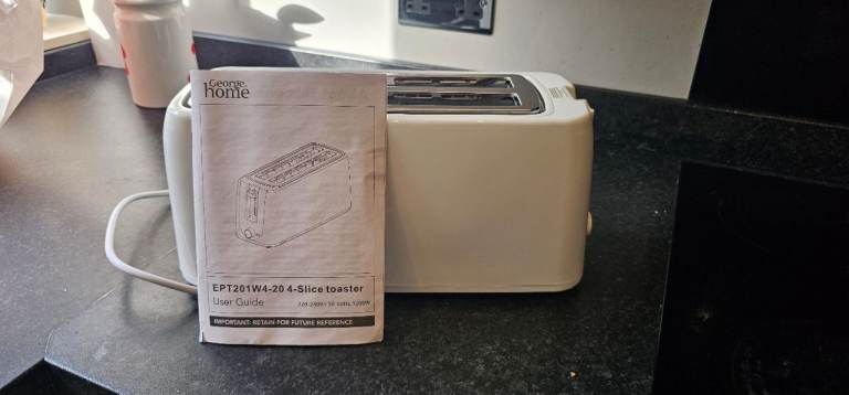 George Home 4-Slice Toaster EPT201W4-20 – White, As Good As New