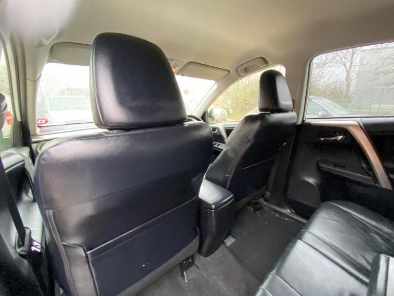 2013 Toyota RAV4 2.2 D-4D Invincible 4WD Euro 5 5dr ESTATE Diesel Manual