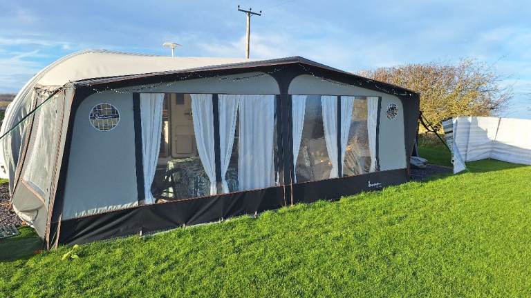 Isabella Capri North