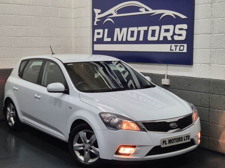 KIA CEED 1.6 CRDi ECODYNAMICS 2 (90 BHP) 6-SPEED SAME FAMILY OWNED LAST 10YEARS ONLY £20 ROAD-TAX 
