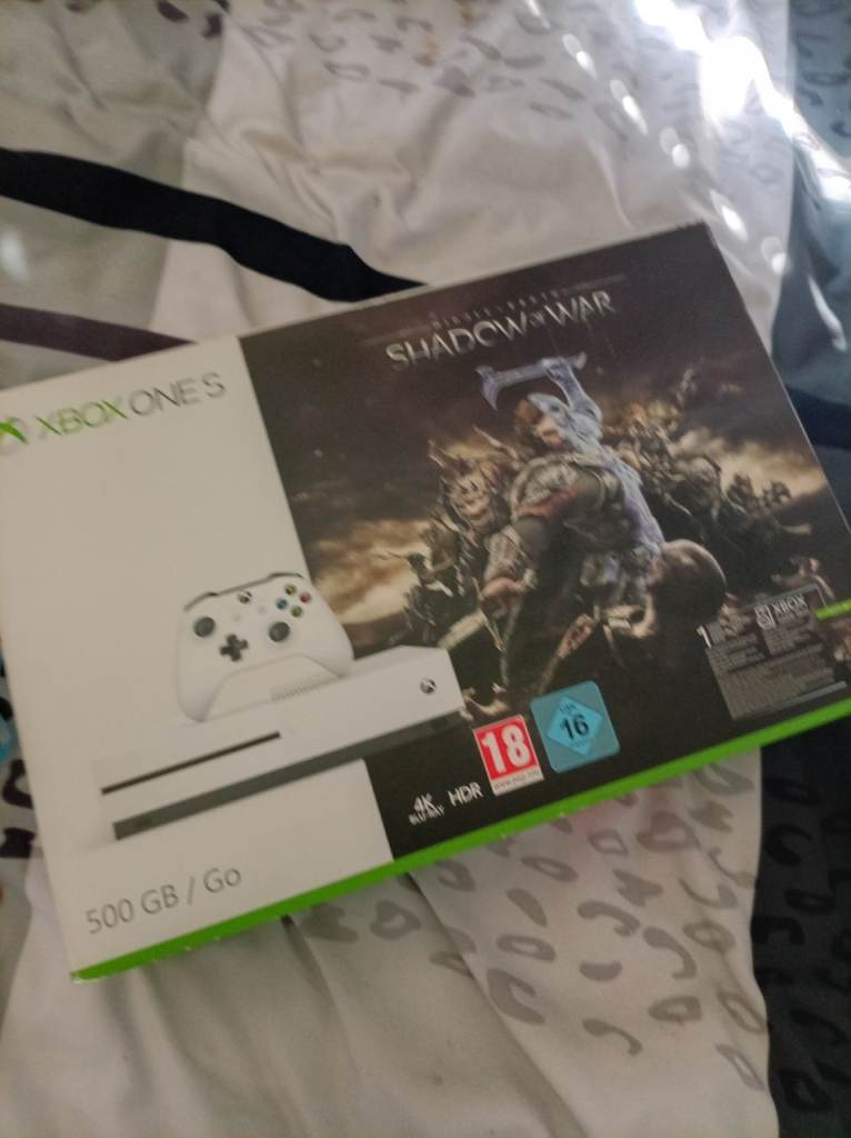 Xbox One S 500GB Console with Controller and Games