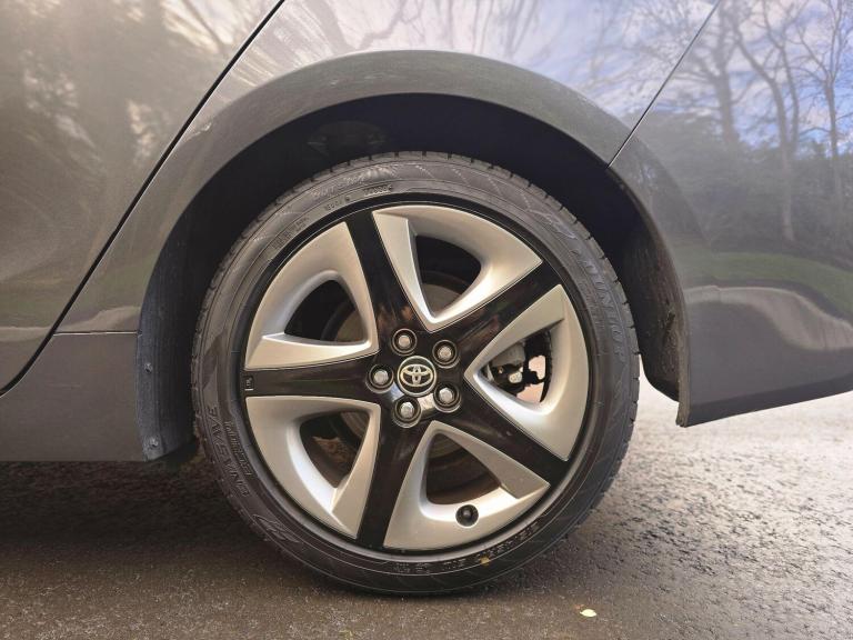  Toyota Prius 1.8 VVT-h Excel Hatchback 5dr Petrol Hybrid CVT Euro 6 (s/s) (122 ps) Petrol/Electr...