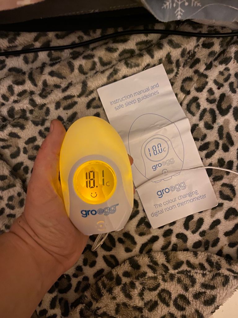 Gro Egg Thermometer Baby Digital Colour Changing Night Light Room Temperature.