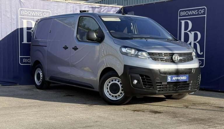 2022 Vauxhall Vivaro 3100 75kWh Dynamic Panel Van 6dr Electric Auto L1 H1 (7.4kW Charger) (136 p ...
