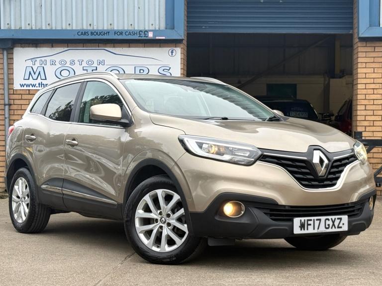 ** F.S.H ** 2017 (17) Renault Kadjar 1.5 dCi Dynamique Nav 5 door ** £20 TAX **
