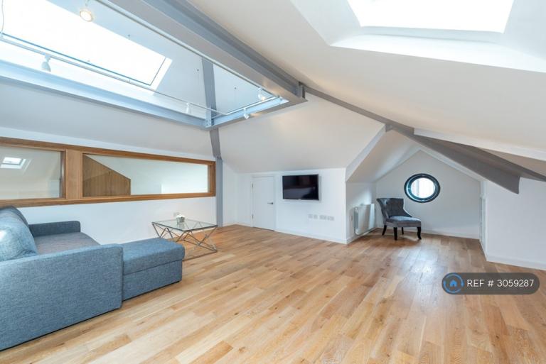 2 bedroom flat in Belmont Road, Uxbridge, UB8 (2 bed) (#3059287)