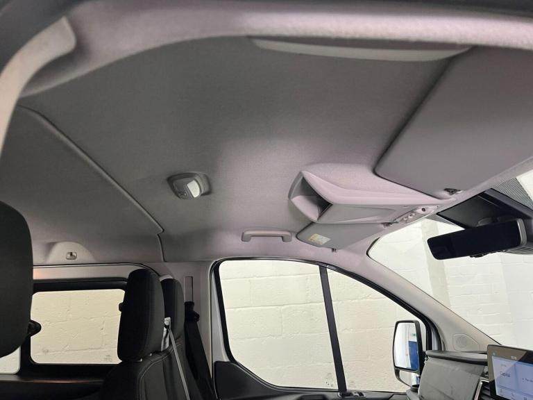 2023 Ford Transit Custom 2.0 320 EcoBlue Limited Crew Van Auto L2 H1 Euro 6 5dr Combi Van Diesel ...