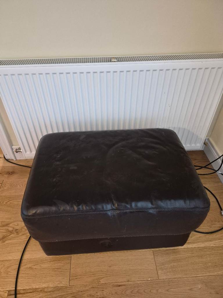 Brown Leather Footstool / Ottoman – Good Condition
