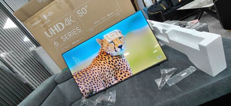 Brand new tv 50inch hisense smart 4k HD HDR BUILT-IN WIFI 