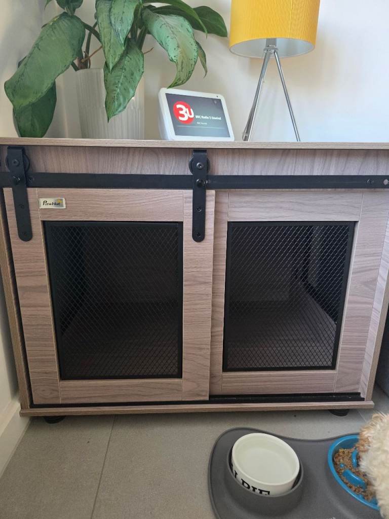 SOLD: Puppy/Small Dog crate