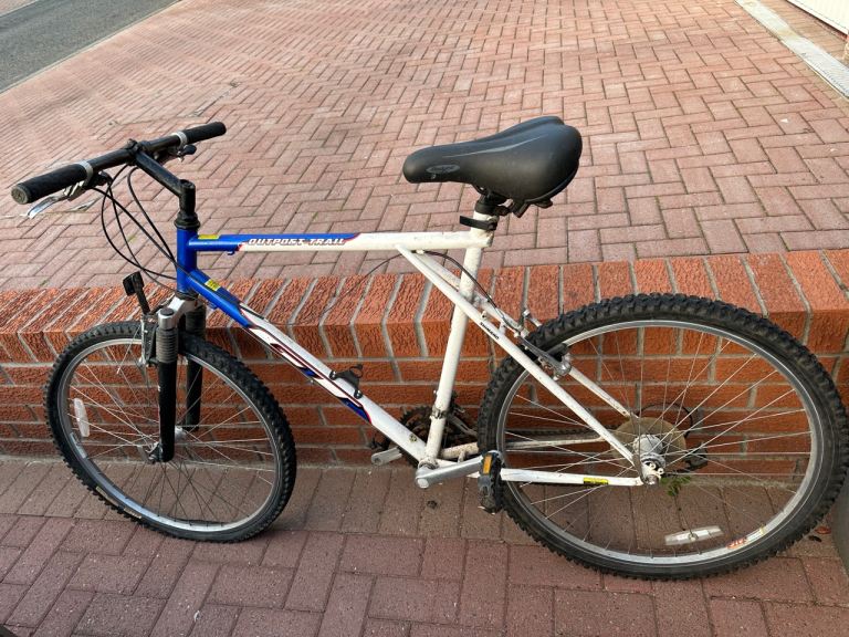 image for GT Men’s Suspension Bike