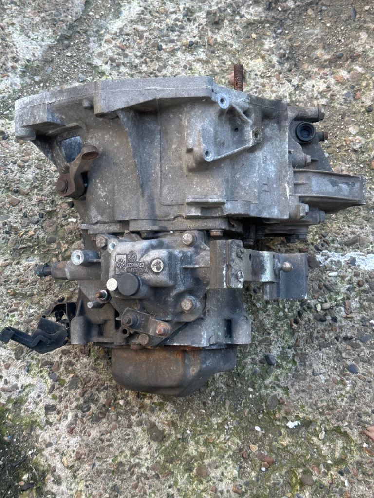 2013/63 Ford KA 1.25 Manual gearbox.