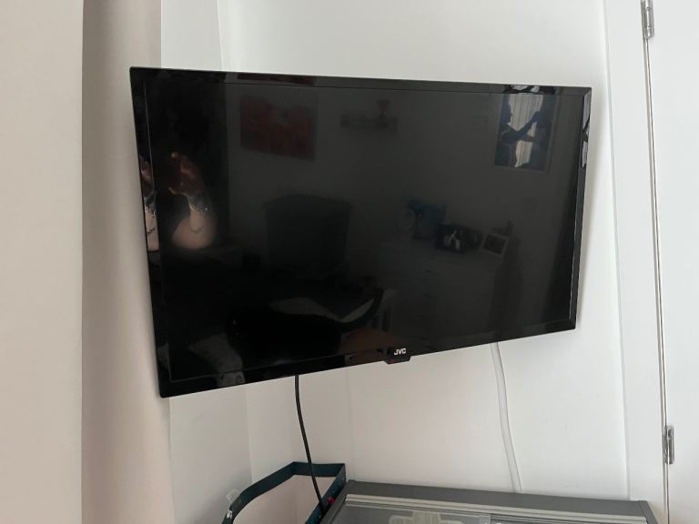 JVC Flat Screen TV - Good Condition