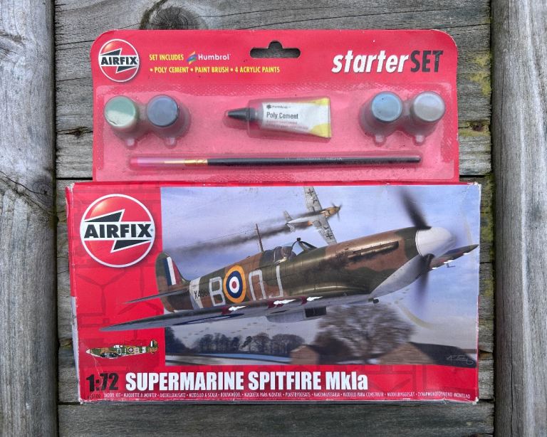 Airfix Spitfire Mk1a Kit New Unopened