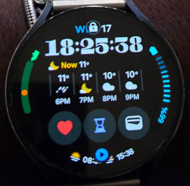 Samsung galaxy watch 6 with charger 