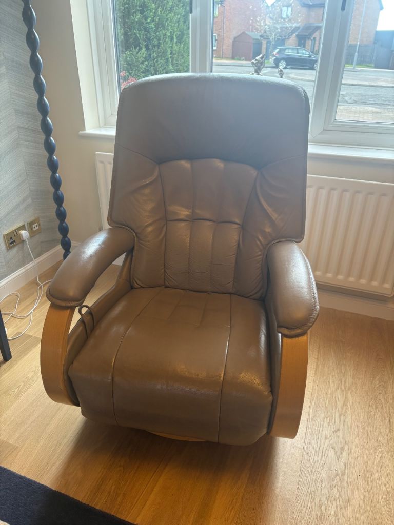 Himolla leather recliner 3 seater sofa. 2 seater sofa and chair
