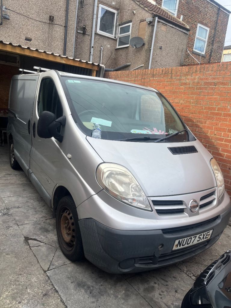 Breaking full van vivaro/trafic/primastar