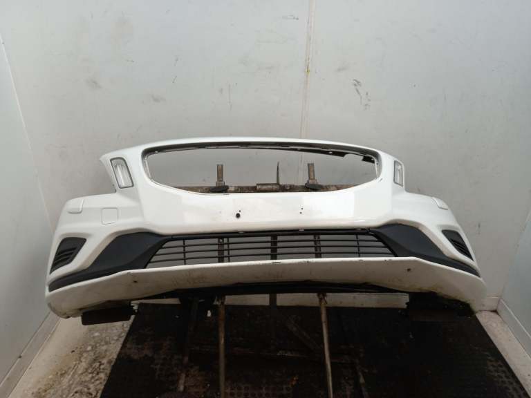 Volvo V60 Front Bumper 2010-2018 Estate White
