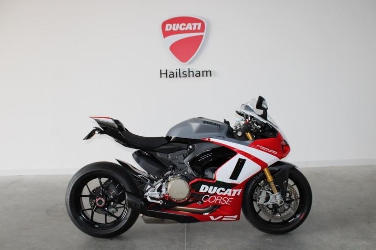 2024 Ducati Panigale V2 Superquadro Final Edition #455/555