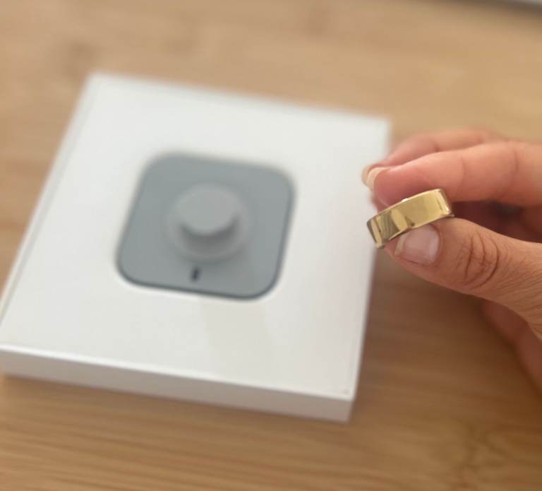 Oura Ring Gen 4 Gold (Size 8) Smart Ring - New & Unworn
