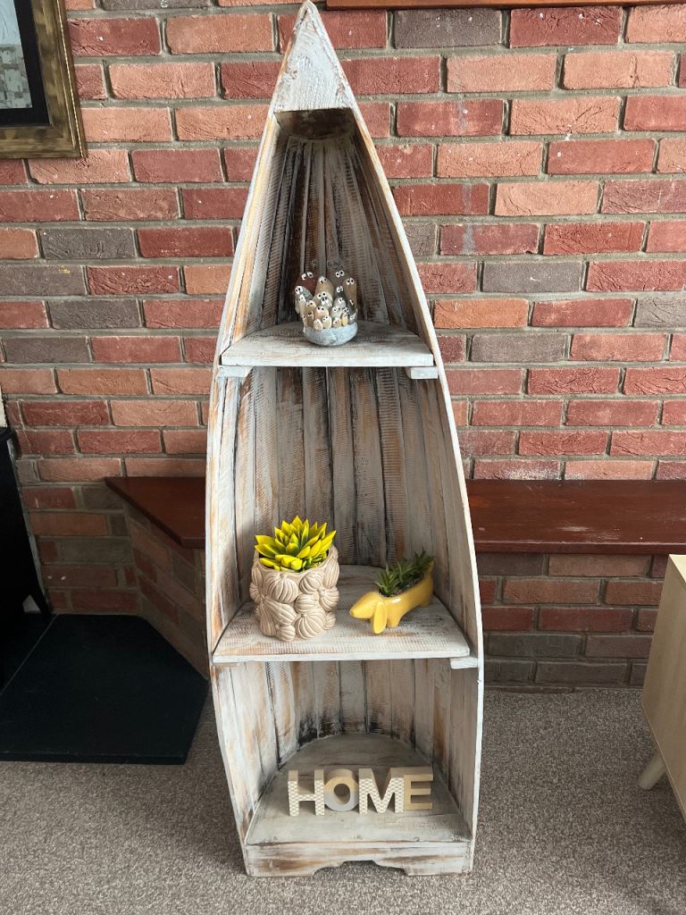 Boat Style Bookshelf / Drawers 