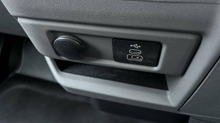 2025 Ford Transit Custom 280 L2 Diesel Fwd 2.0 EcoBlue 136ps H1 Van Limited Auto Van Diesel Autom...