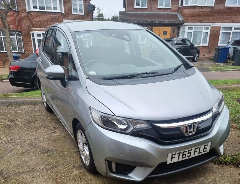 Honda jazz automatic 39500 miles genuine £35 tax fully loaded with extras climate service history 