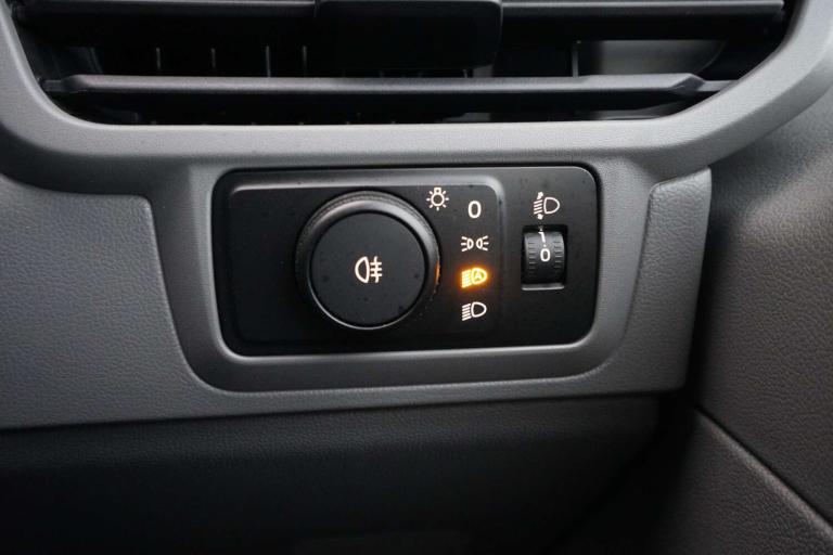 2025 Volkswagen Transporter 2.0 Transporter T28 Commerce Pro TDI + Delivery Miles + VW 5 Plus Pan...