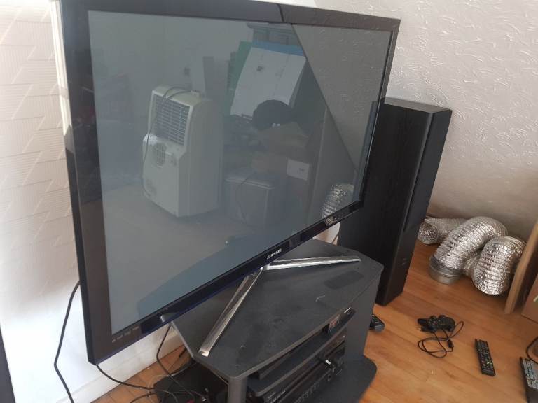 TV Samsung 50 inch for spare or repaire