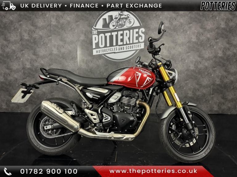 Triumph speed 400 2025 *genuine 400 miles*